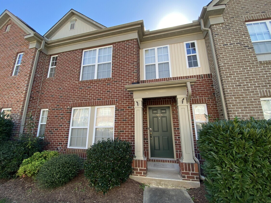 Primary Photo - 9805 Cicero Dr