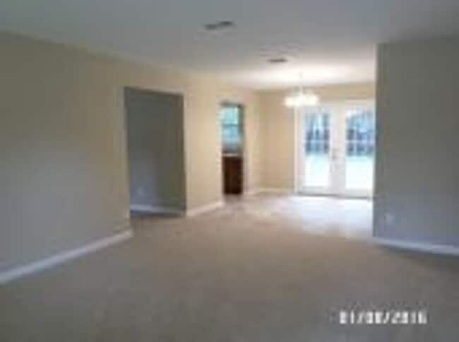 Foto del edificio - 3 br, 2 bath House - 6818 Medellin Ct