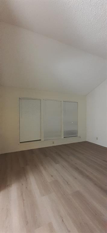 Building Photo - Upstairs Two Bedroom Unit in Fourplex with...