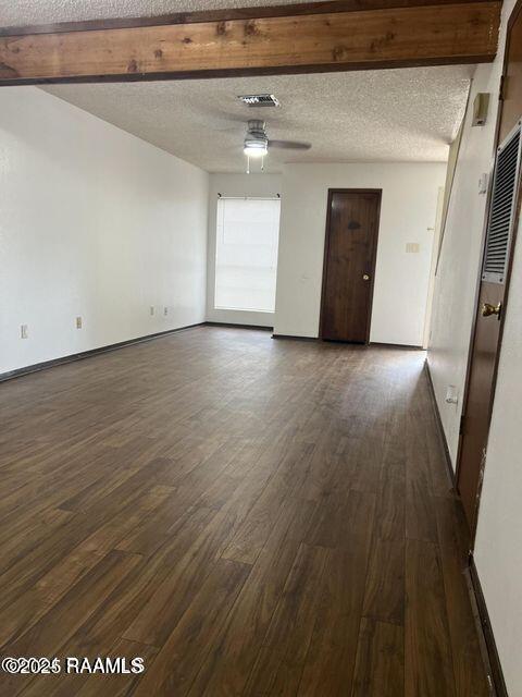 Foto del edificio - 201 High Meadows Blvd