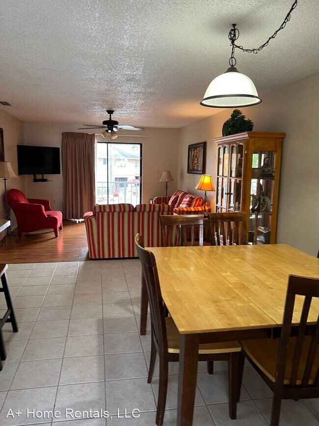 Building Photo - 2 br, 2 bath House - 2777 N. Ponciana Blvd...