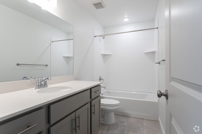 Interior Photo - Innovation Park at Holbrook Farms