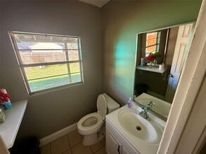 Building Photo - 506 Ogilvie St