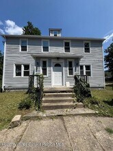 Building Photo - 12 Backman Ave