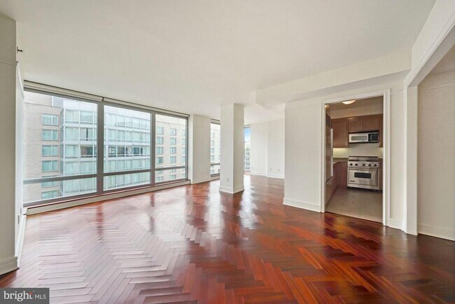 Building Photo - 1155 23rd St NW
