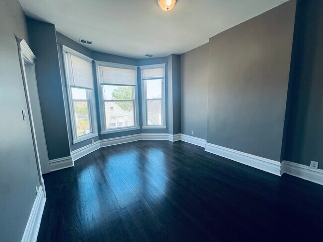 Foto del edificio - 9710 S Ave L