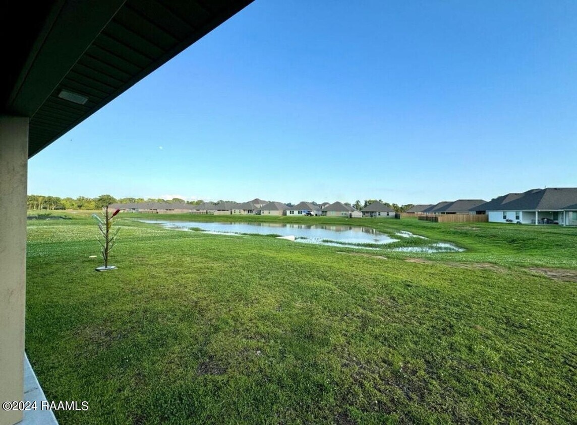 Primary Photo - 4 Bed 2 Bath House For Rent