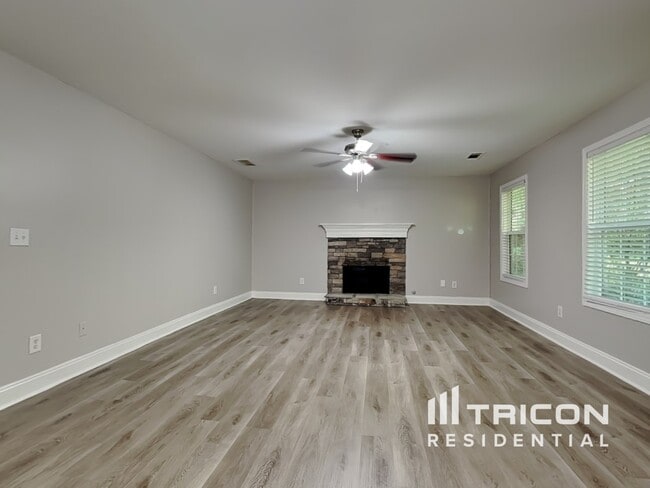 Building Photo - 3540 Stoney Creek Way