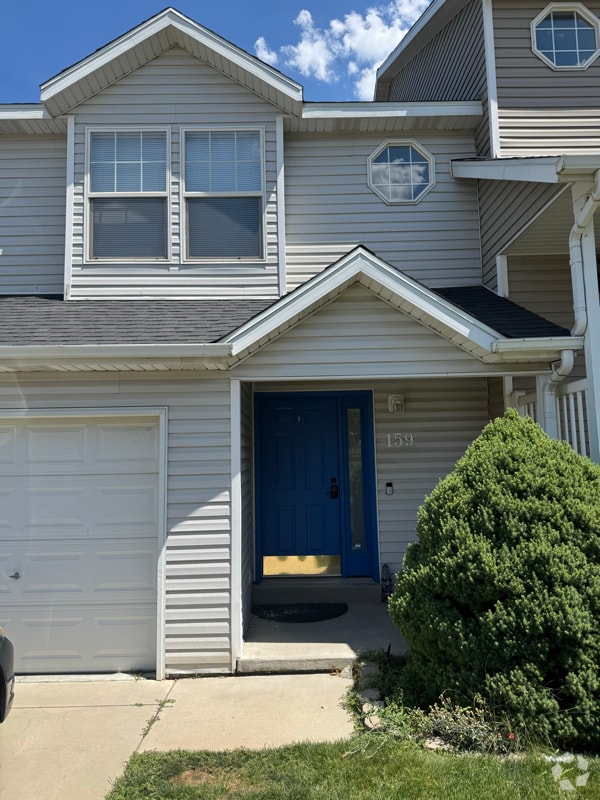 Building Photo - 159 Flowerfield Dr