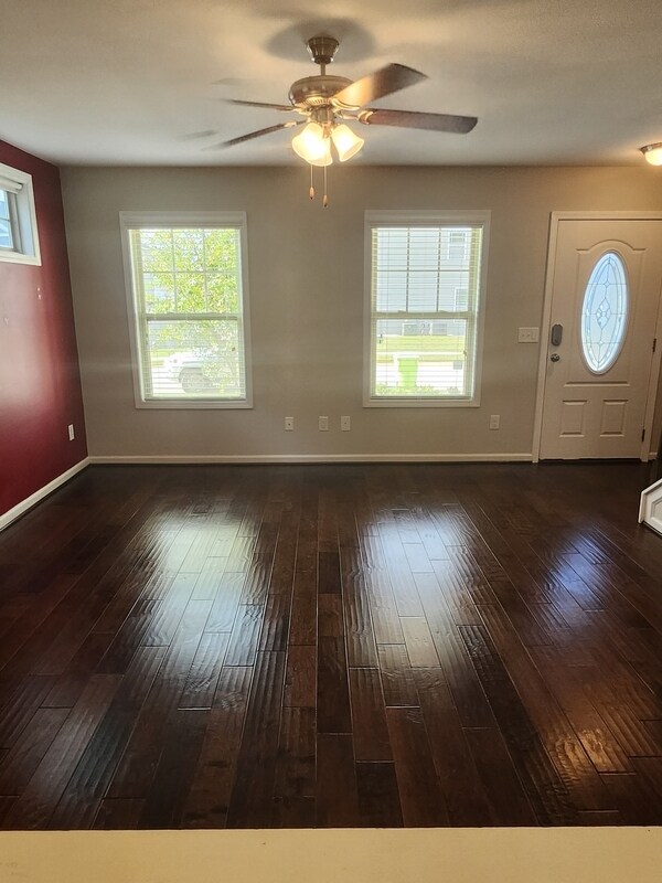 Foto del edificio - 238 Camber Rd