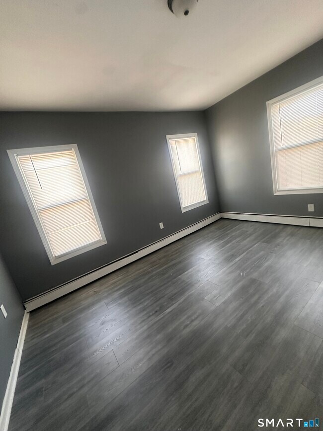 Building Photo - 349 Blue Hills Ave