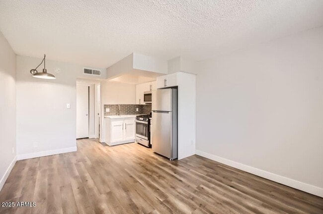 Photo - 1645 E Thomas Rd Apartment