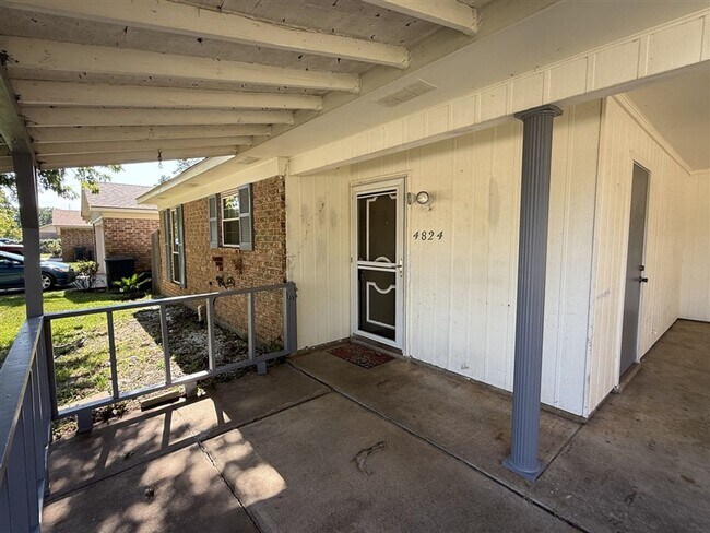 Foto del edificio - Beautiful 3 bedroom 2 bath home for lease ...