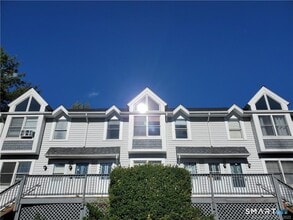 Building Photo - 34 Glenwood Ave