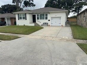 Building Photo - 430 Olive Ave