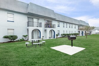 Interior Photo - Park Village