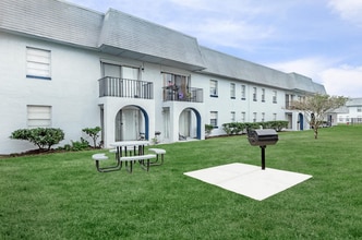 Interior Photo - Park Village