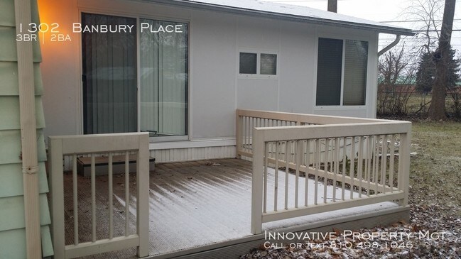 Building Photo - 1302 Banbury Pl