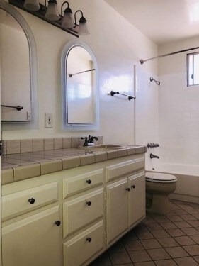 Building Photo - The Franciscan Apartments