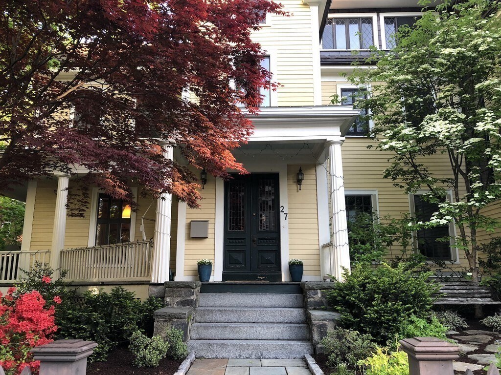 Primary Photo - 27 Eliot St