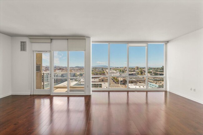 Foto del edificio - 222 Broadway