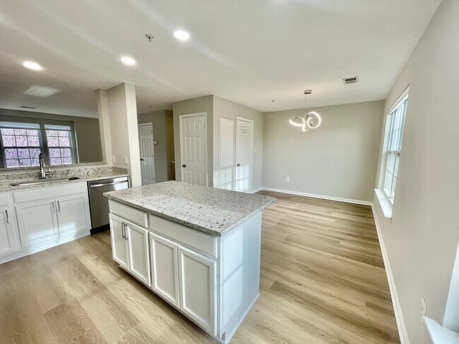Foto del edificio - 12430 Horseshoe Bend Cir