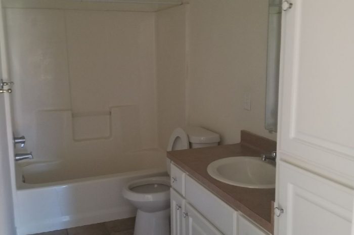 bath1 - Elkwood Duplex