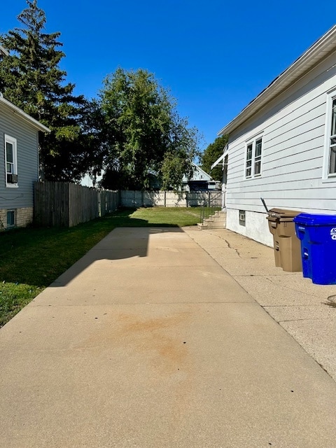 Building Photo - 4520 18th Ave