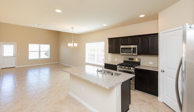 Building Photo - 6505 Loretta White Ln
