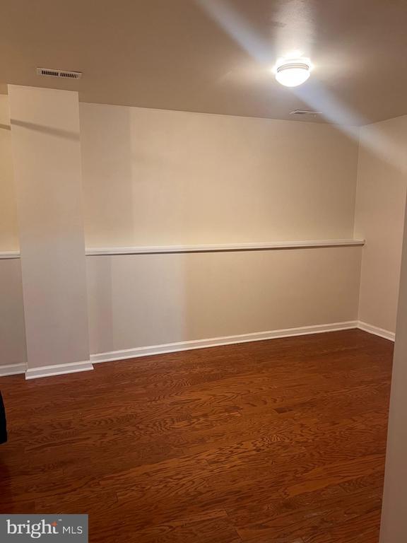 Foto del edificio - 121 N Marshall St