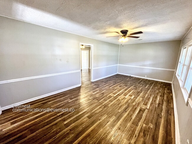 Building Photo - 3316 Browndell Dr