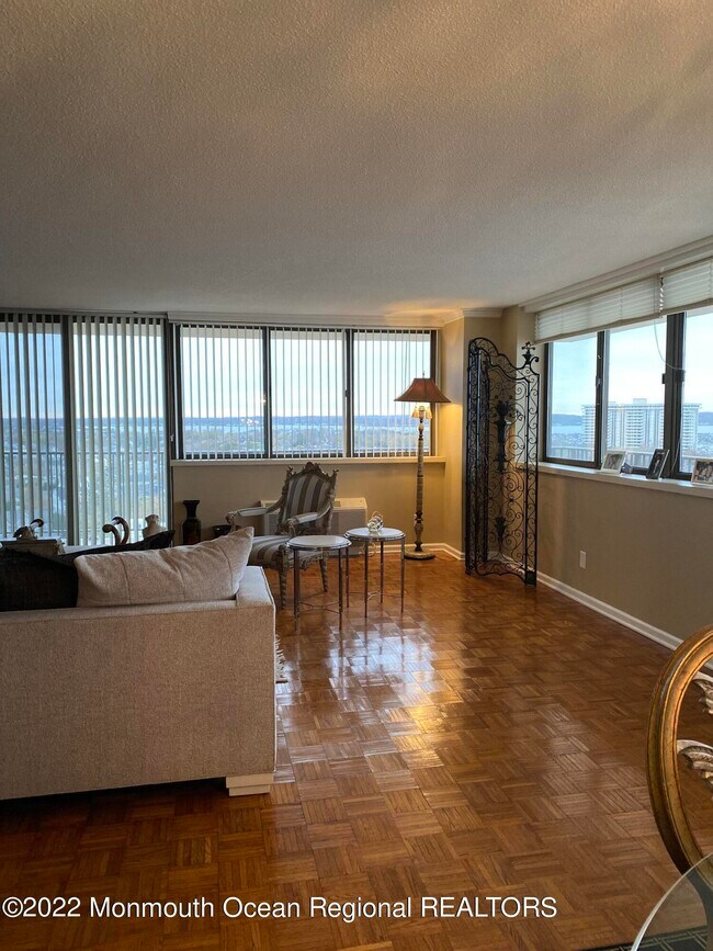 55 Ocean Ave Unit 14B, Monmouth Beach, NJ 07750 Condo for Rent in