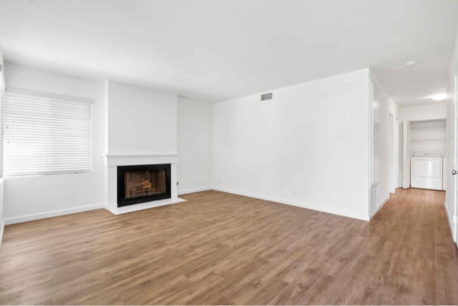 Building Photo - 46 Eagle Run