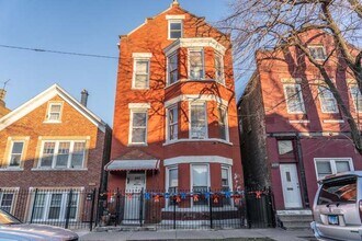 Building Photo - 2633 S Christiana Ave