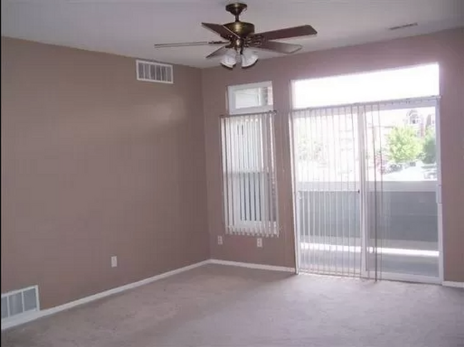 Foto del edificio - Commuter’s Dream! Spacious 3BD/2BA Cherry ...