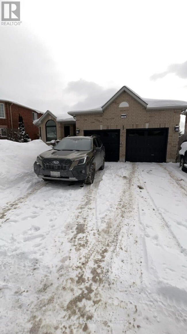 Building Photo - 118 Sandringham Dr