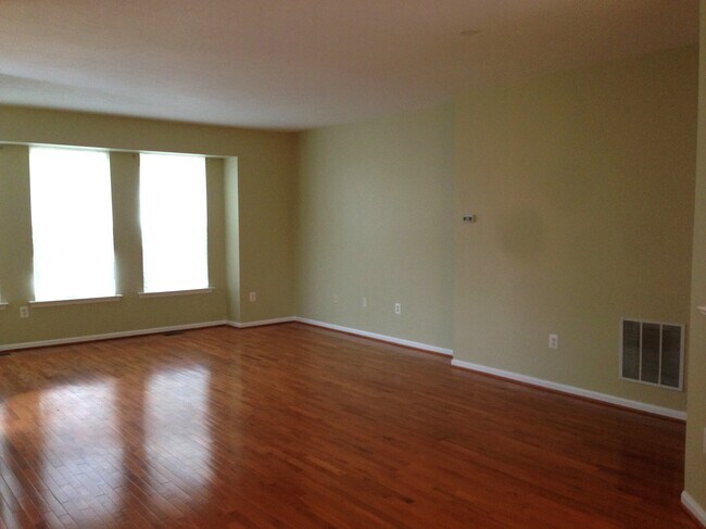 Building Photo - 21480 Rusty Blackhaw Sq