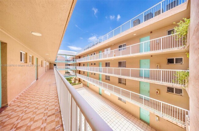 Building Photo - 6801 Harding Ave