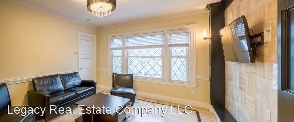 Building Photo - 6 br, 2.5 bath House - 169 George St