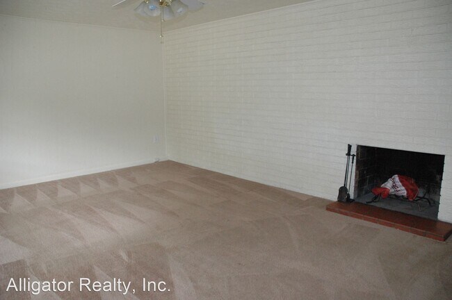 Foto del edificio - 3 br, 2 bath House - 506 NW 34 Street