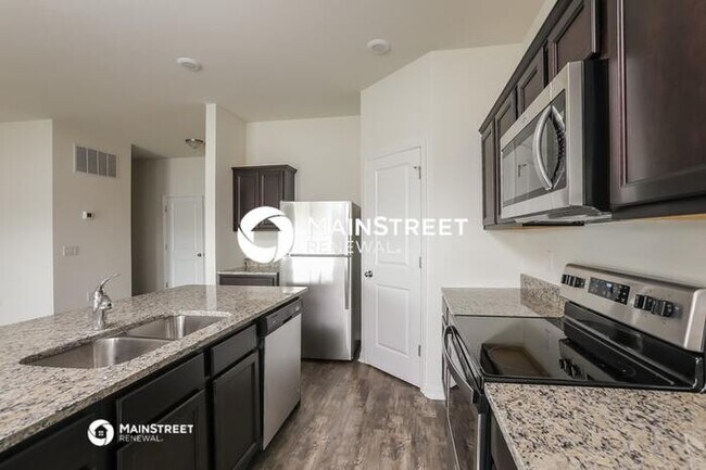 Building Photo - 3075 Neverland Dr
