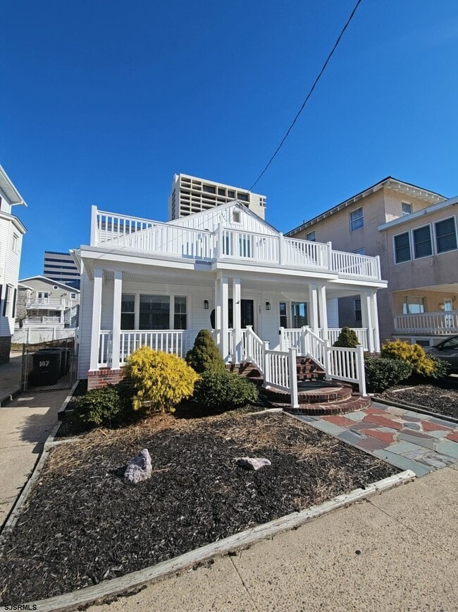 Building Photo - 107 S Dover Ave