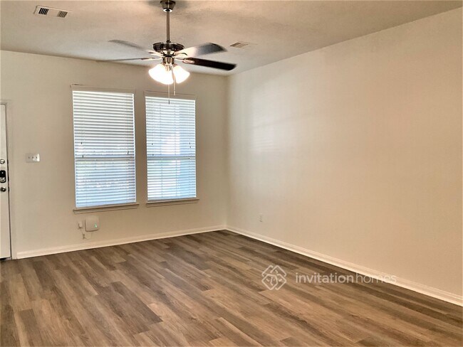 Foto del edificio - 3706 Iris Ridge Way