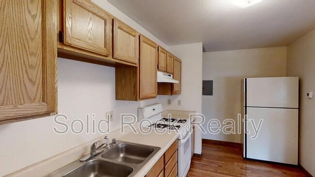 Photo - 931 N Wahsatch Ave Apartment