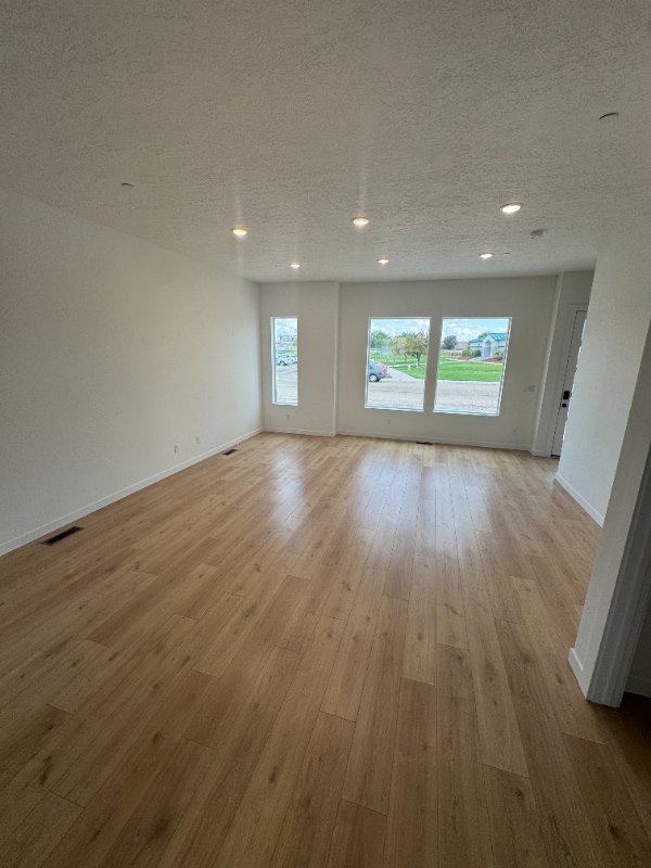 Building Photo - 601 Stampede Dr