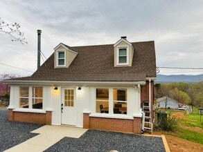 Building Photo - 5097 Browntown Rd