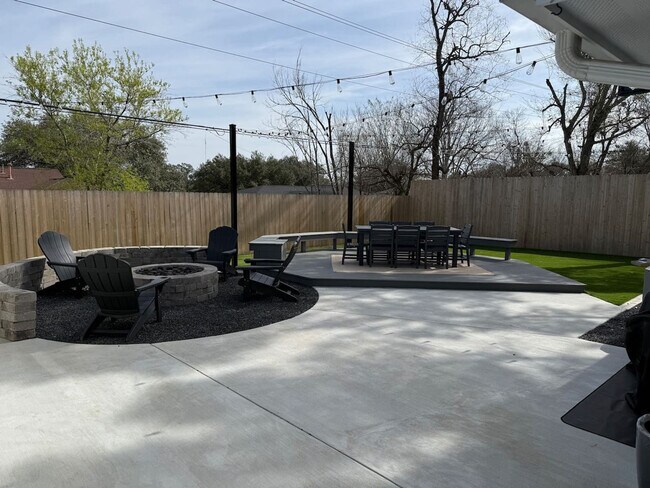 Foto del edificio - 1303 Langford St