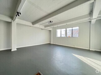 Building Photo - 1341 58th Ave