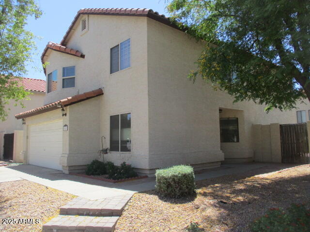 Primary Photo - 5521 W Ivanhoe St