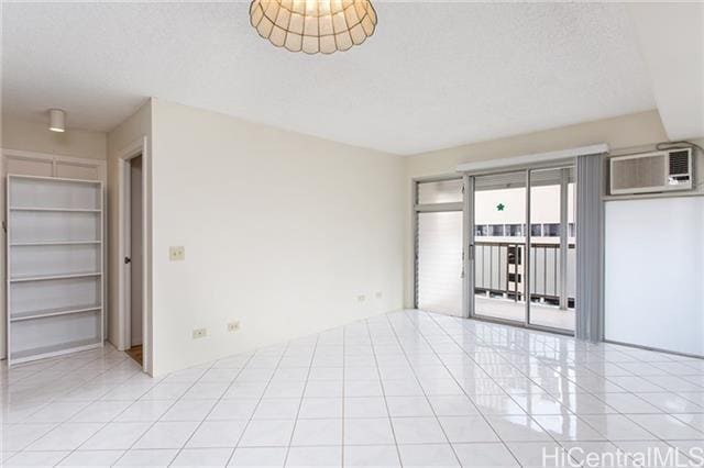 Building Photo - 2465 Kuhio Ave.